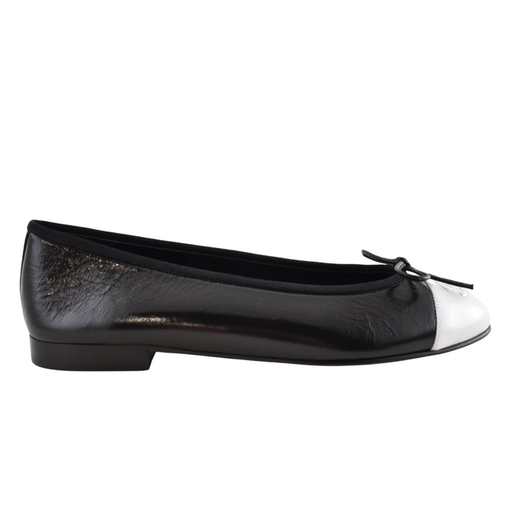Chanel 26S Black White Crumpled Shiny Lambskin CC Bow Ballet Ballerina Flat 36.5